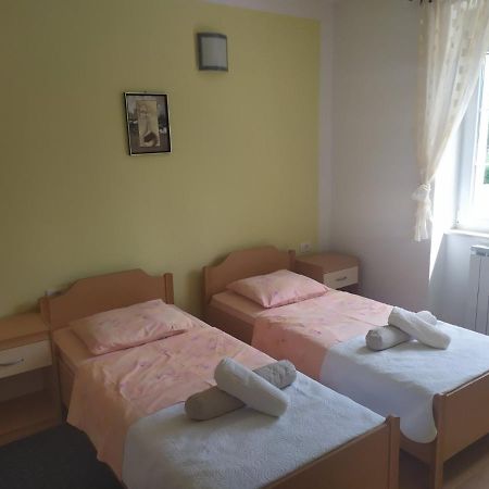 Villa Miljana 克拉列维察 外观 照片